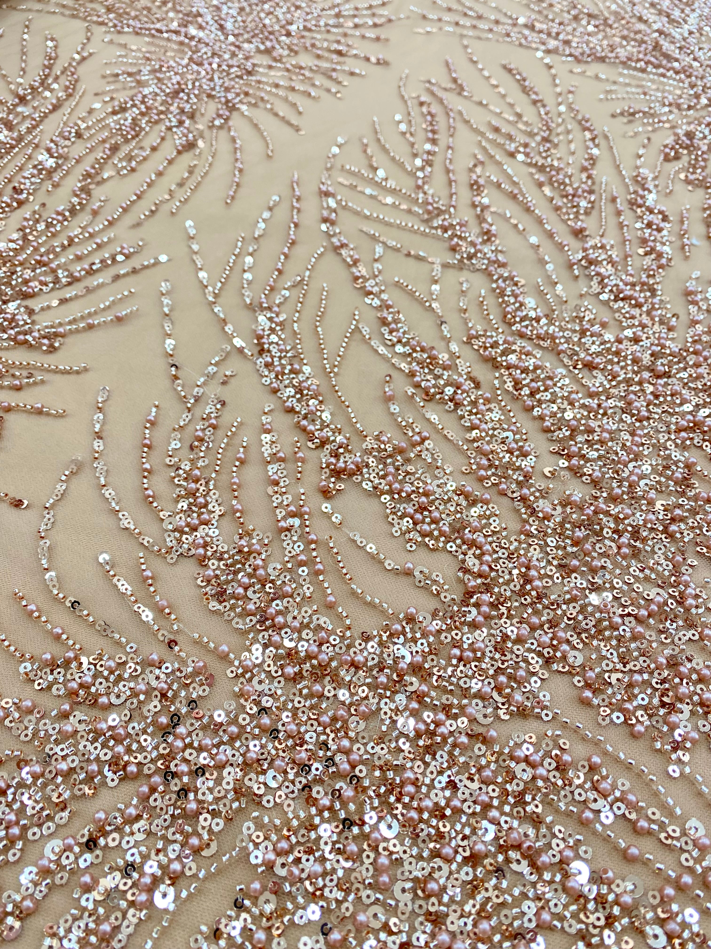 Dantela Couture Auriu Rose cu Model Liniar, cu Perle, Margele si Paiete