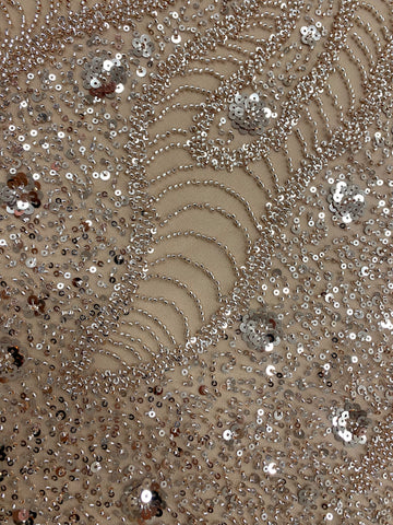 Dantela Couture Arany Rose geometriai mintával és virágokkal, gyöngyökkel és flitterekkel