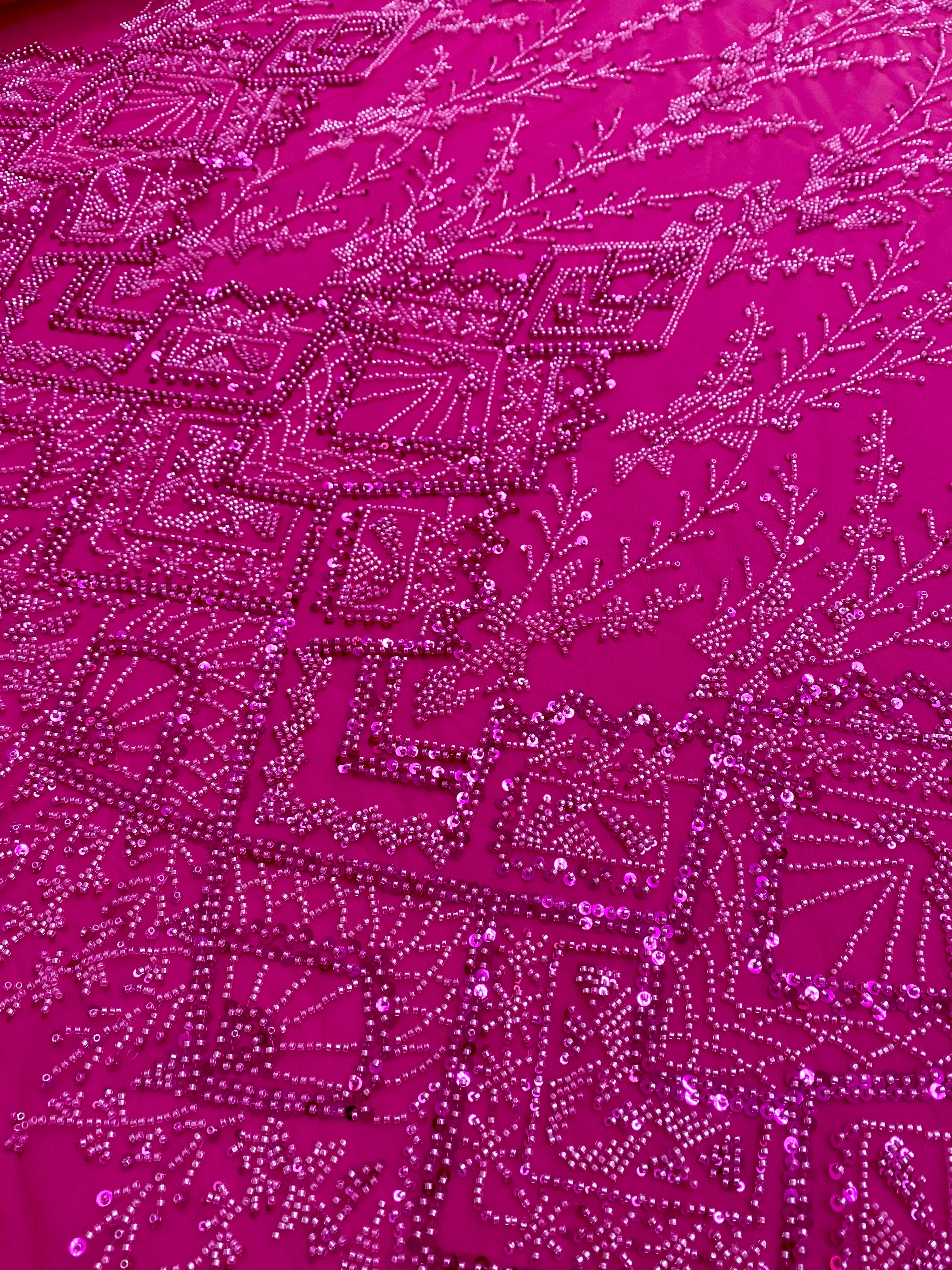 Dantela Couture Fucsia cu Model Geometric, cu Margele si Paiete