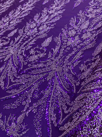 Sötétlila Couture csipke virágmintával, gyöngyökkel és flitterekkel