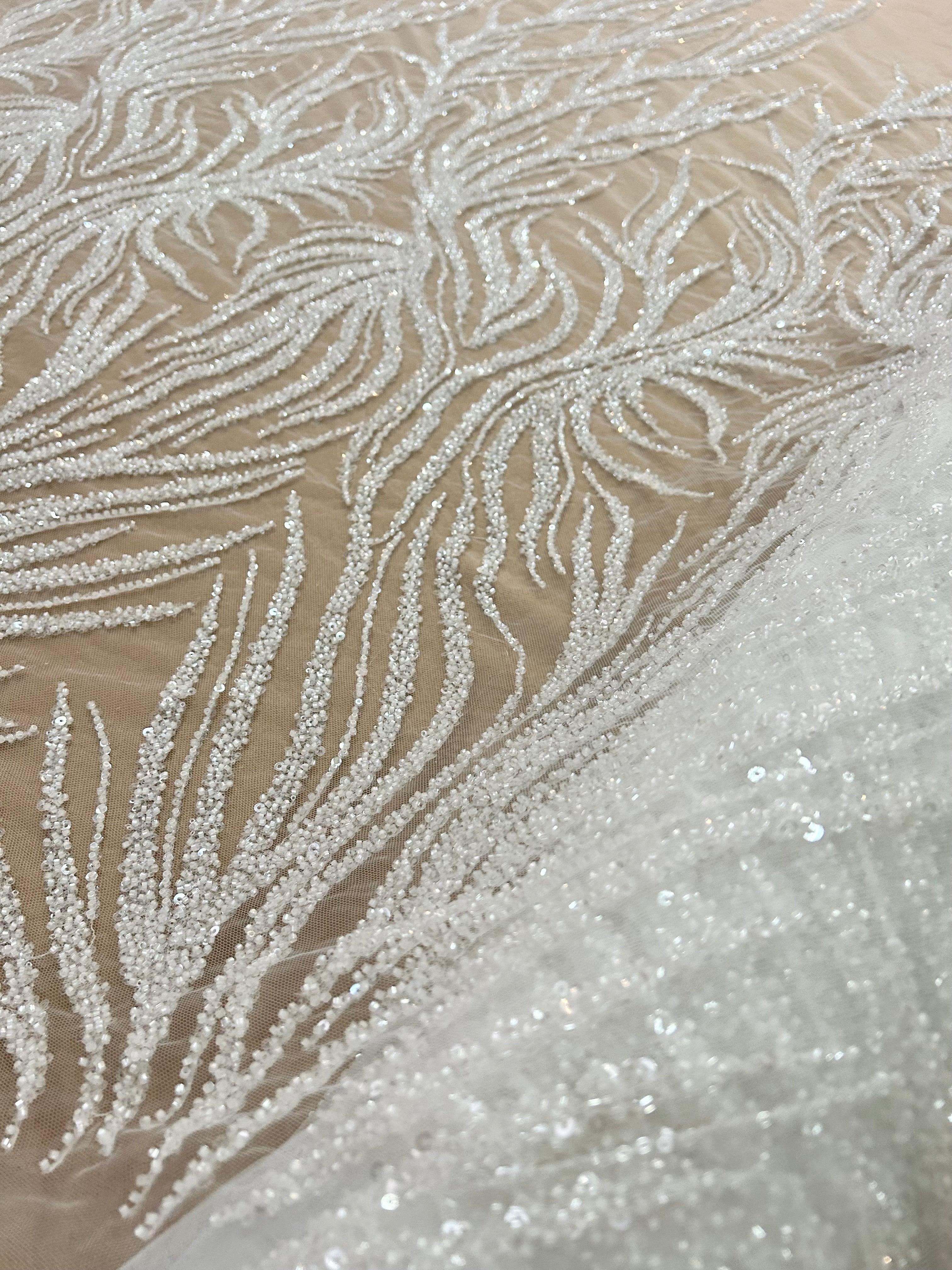 Dantela Couture Ivory cu Siraguri, cu Margele si Paiete