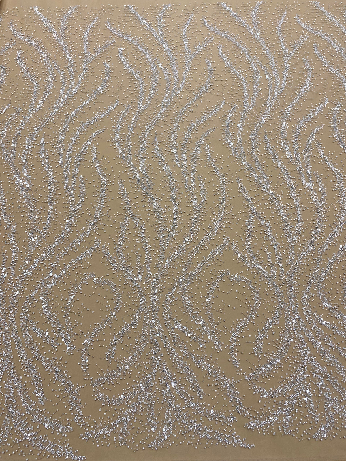 Dantela Couture Ivory cu Tulle Nude cu Perle, Margele si Paiete