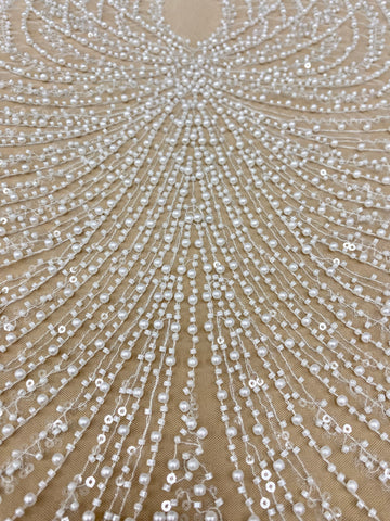 Dantela Couture Ivory cu Panou, cu Perle, Margele si Paiete
