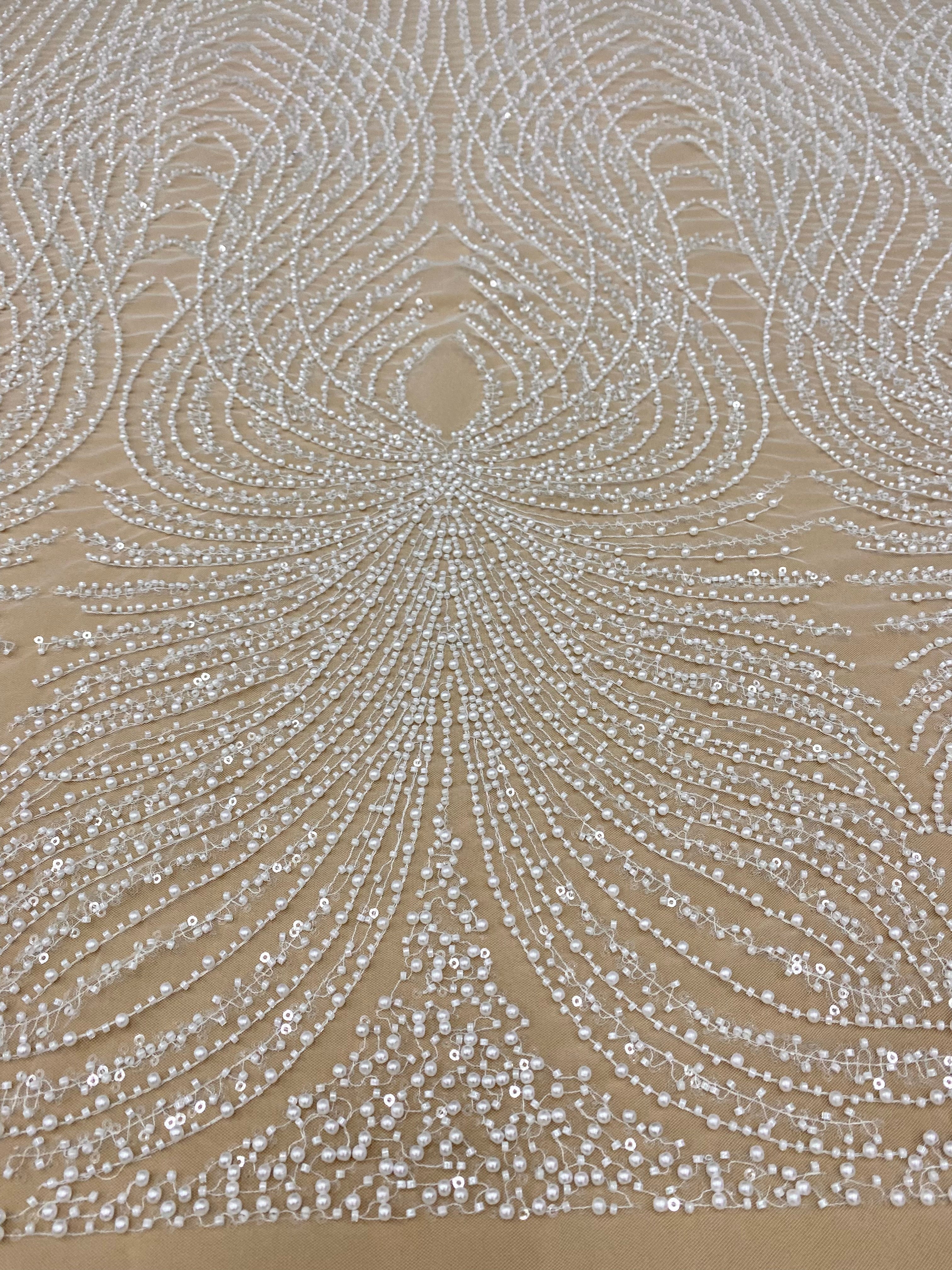 Dantela Couture Ivory cu Panou, cu Perle, Margele si Paiete