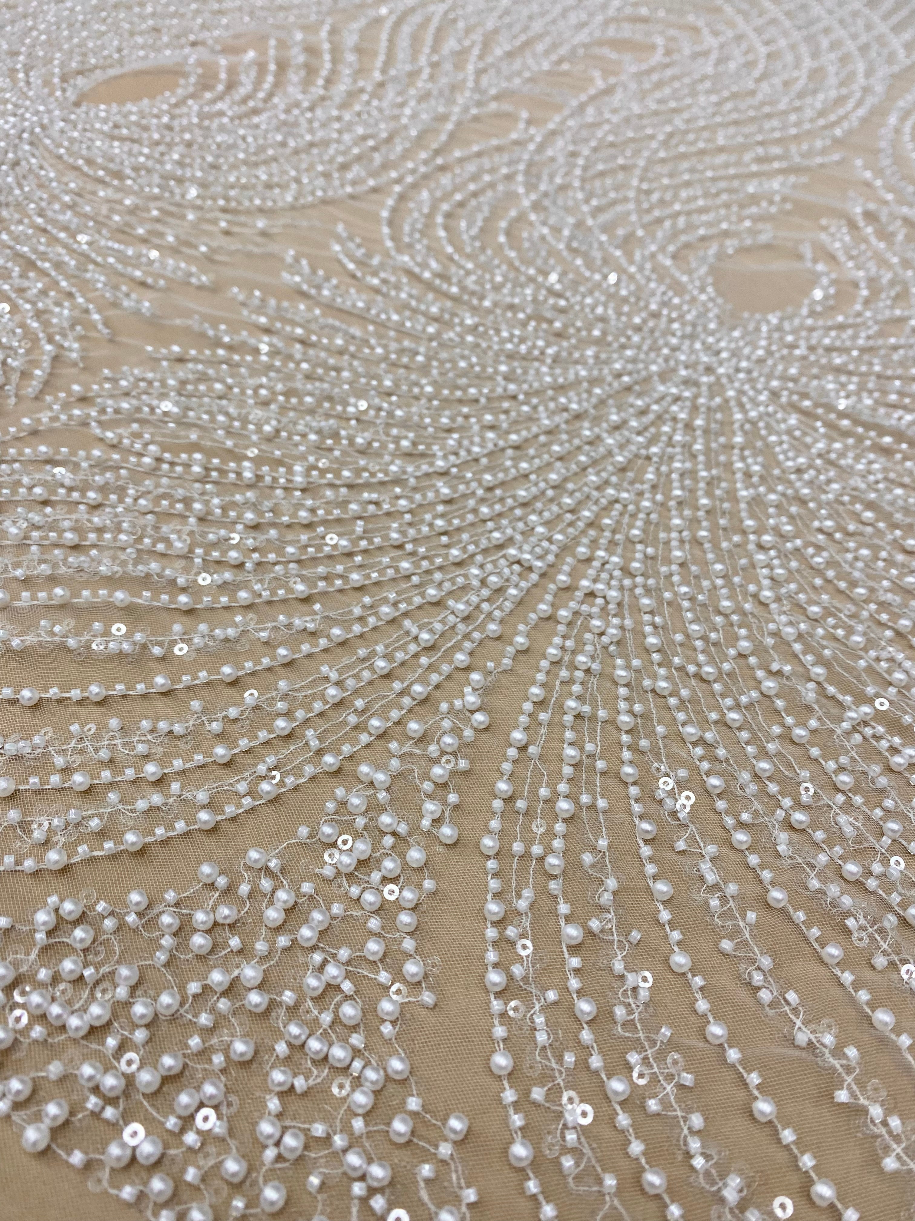 Dantela Couture Ivory cu Panou, cu Perle, Margele si Paiete