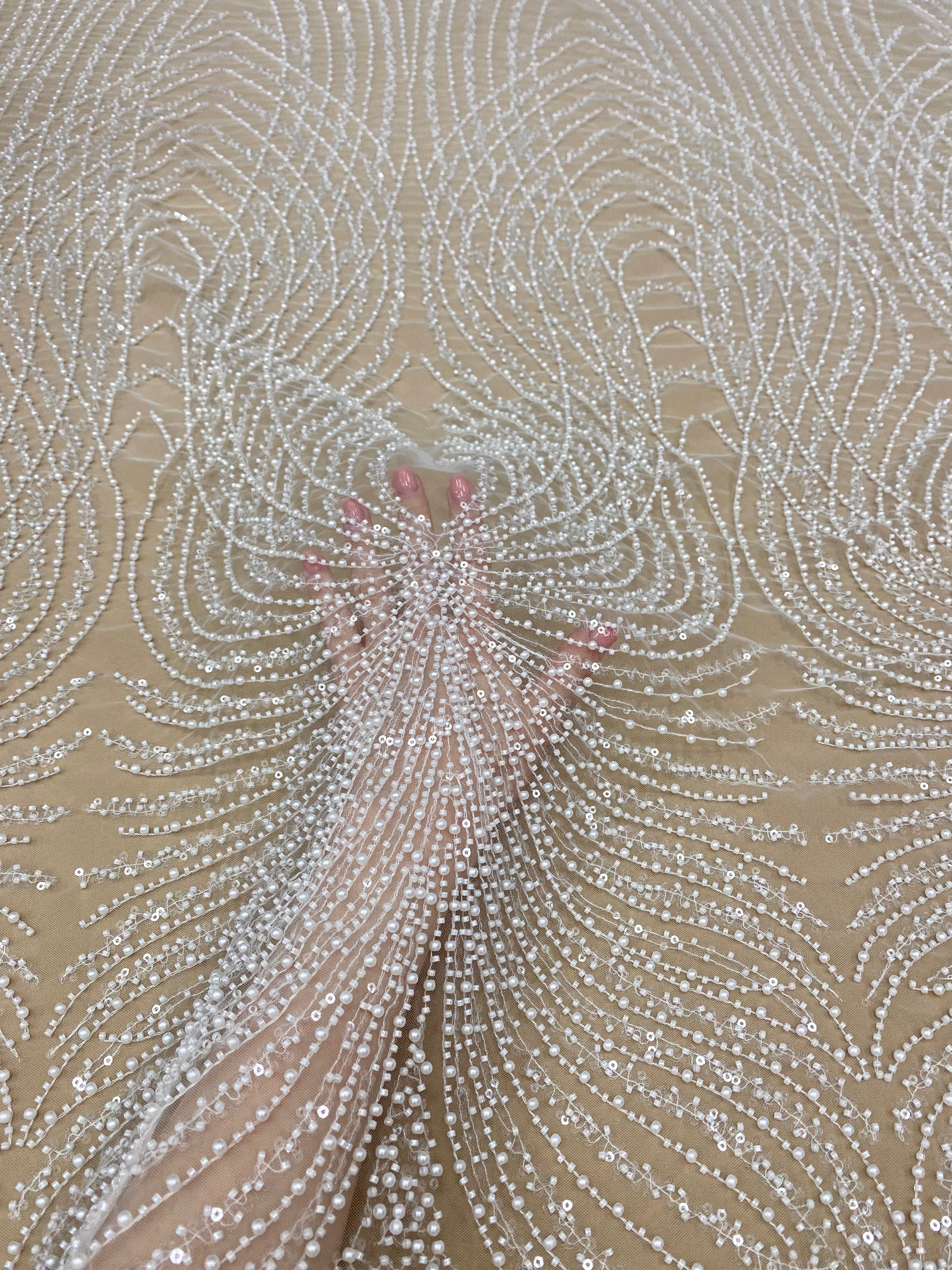 Dantela Couture Ivory cu Panou, cu Perle, Margele si Paiete