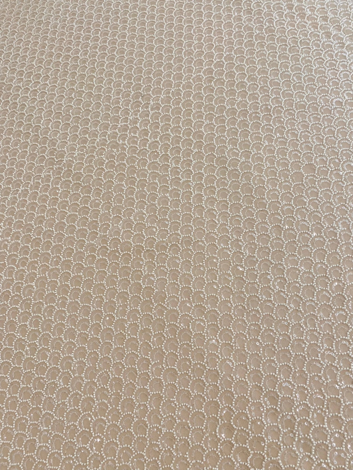 Dantela Ivory cu Model Geometric, cu Perle si Paiete