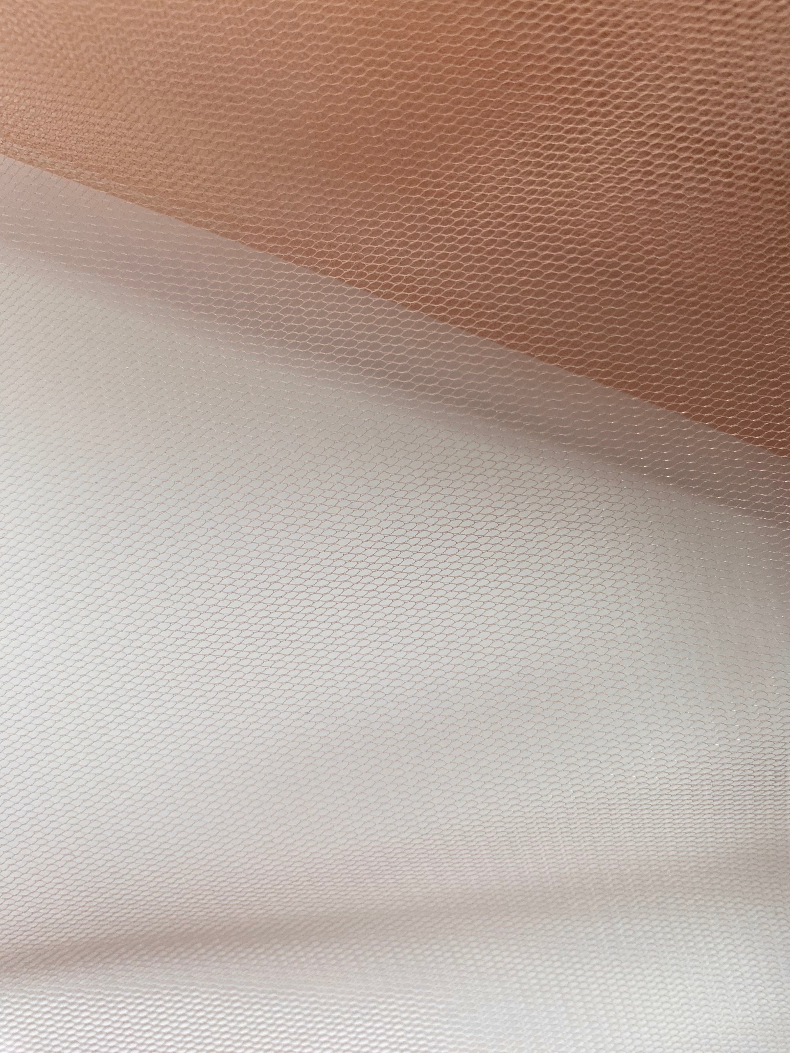 Tüll Klasszik Latte - 3 m Szélesség